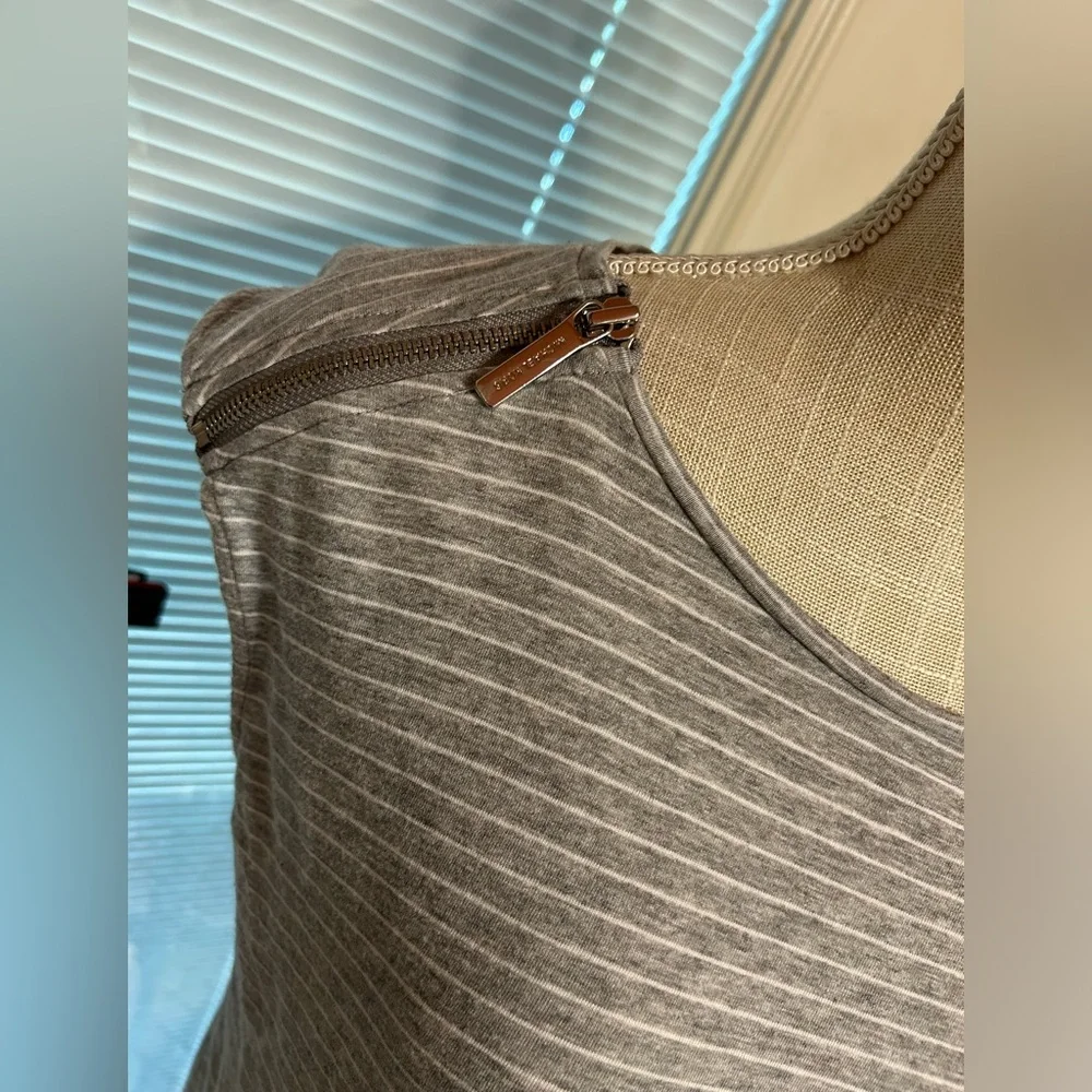 Blouse - Picture 2 of 5